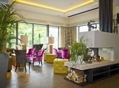 Bar- und Loungebereich